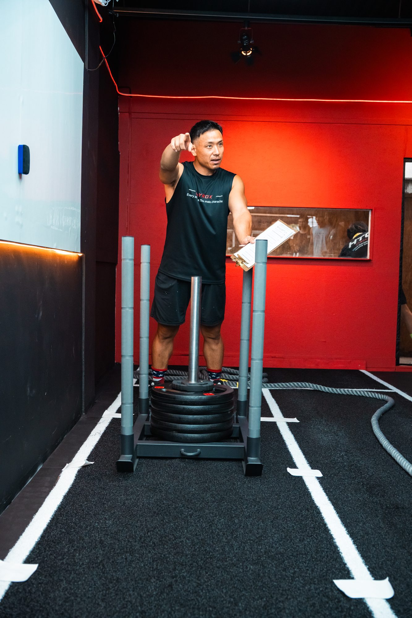 古本武尊代表がSled Pushに挑む様子